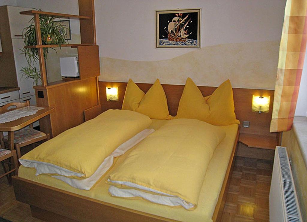 Gaestehaus Steiner Трёполах Номер фото